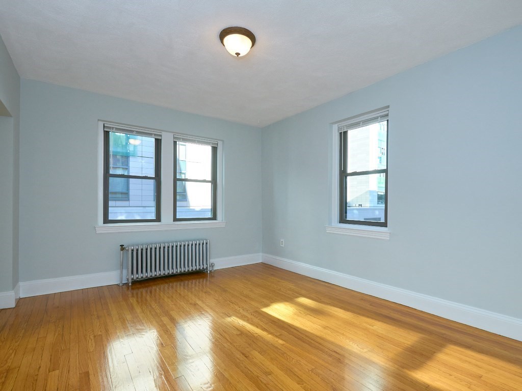 1 bed, 1 bath apartment for rent at 82 Jersey St Unit 24, Fenway — photo 2 of 17