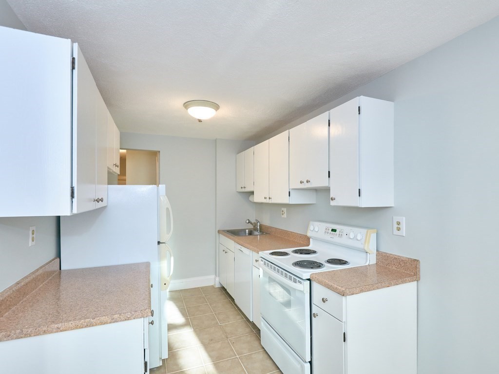 1 bed, 1 bath apartment for rent at 82 Jersey St Unit 24, Fenway — photo 6 of 17