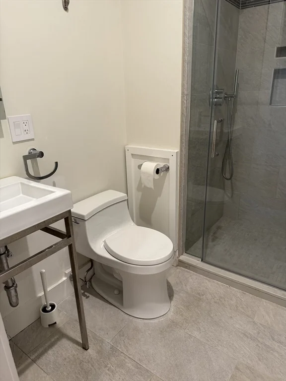 2 bed, 2 bath apartment for rent at 82 Lancaster Rd Unit 2, Corey Hill — photo 6 of 6