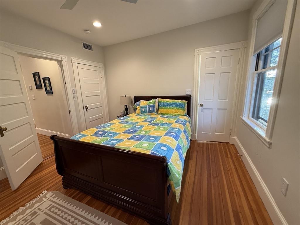 5 bed, 3 bath apartment for rent at 82 Lancaster Ter, Coolidge Corner — photo 20 of 31