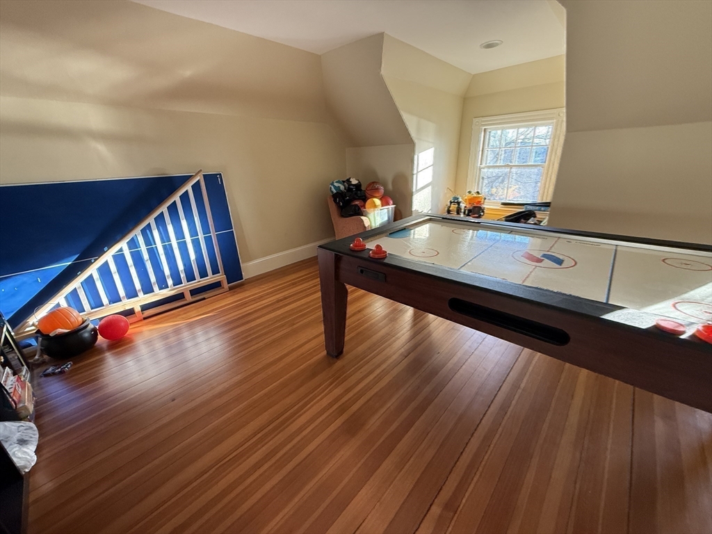 5 bed, 3 bath apartment for rent at 82 Lancaster Ter, Coolidge Corner — photo 22 of 31