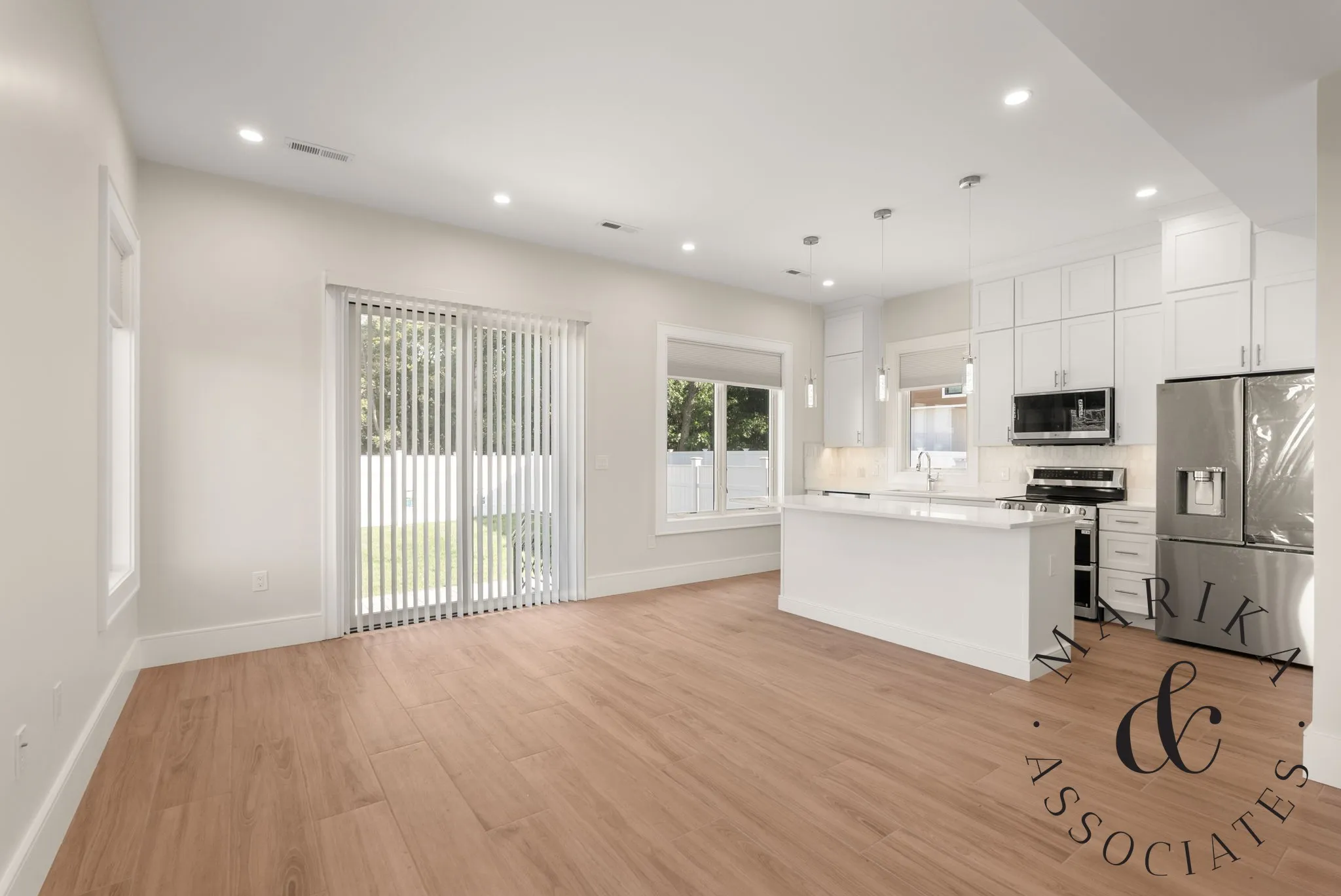 2 bed, 1 bath apartment for rent at 82 Lexington St Unit A, Auburndale — photo 2 of 16