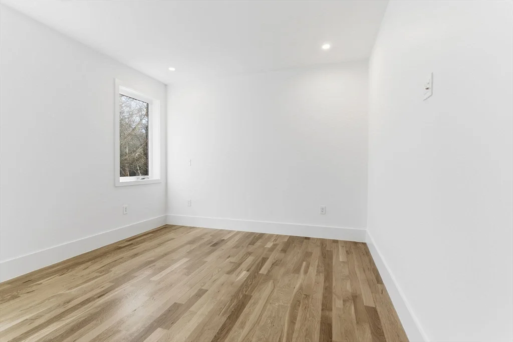 4 bed, 4+ bath apartment for rent at 82 Louise Rd Unit 82, Chestnut Hill — photo 15 of 37