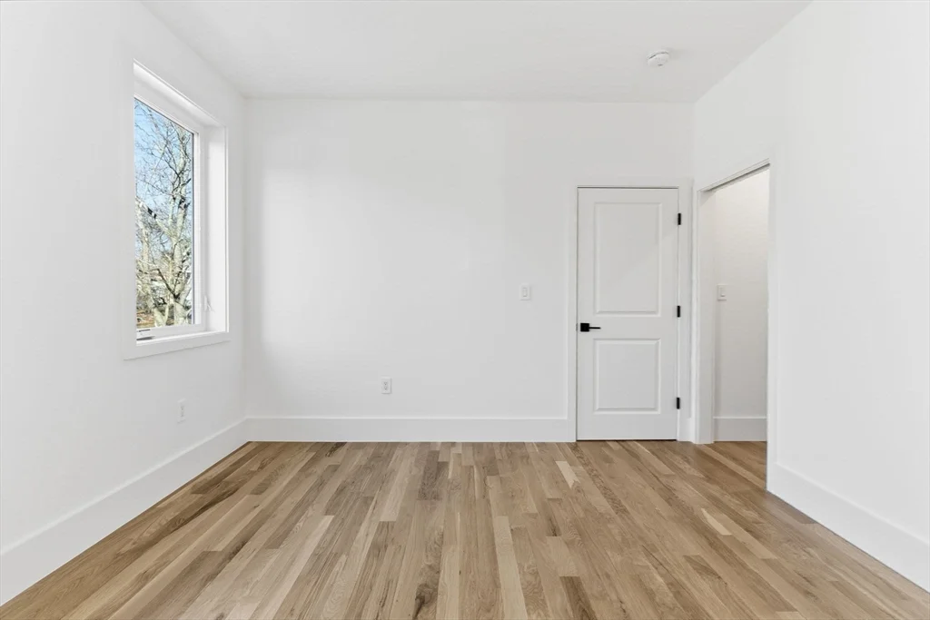 4 bed, 4+ bath apartment for rent at 82 Louise Rd Unit 82, Chestnut Hill — photo 23 of 37