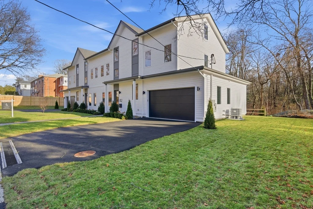 4 bed, 4+ bath apartment for rent at 82 Louise Rd Unit 82, Chestnut Hill — photo 34 of 37