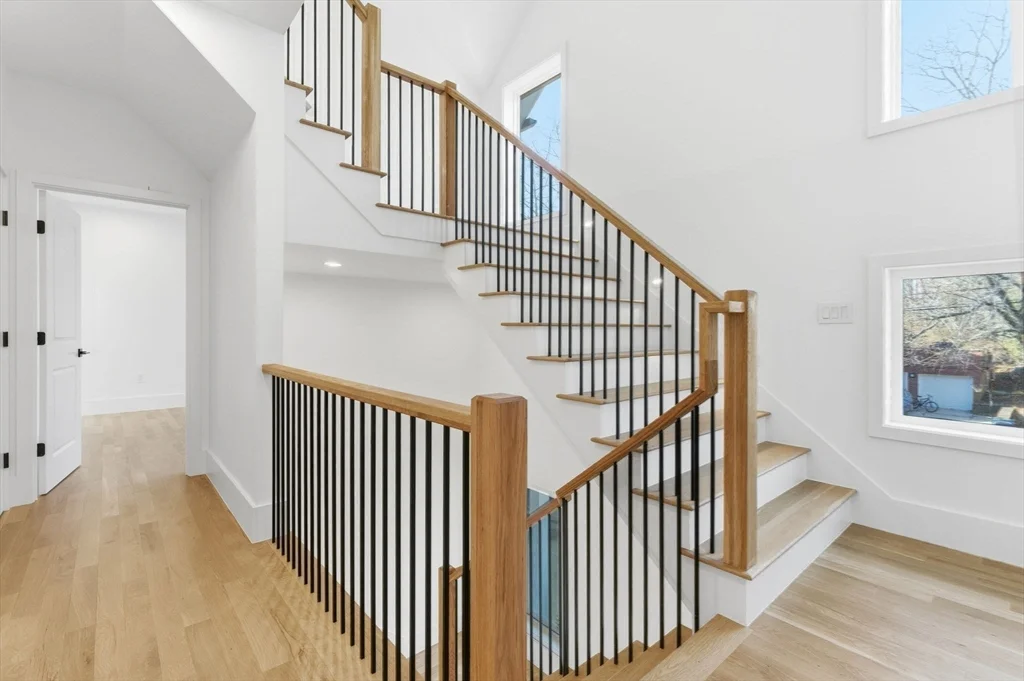 4 bed, 4+ bath apartment for rent at 82 Louise Rd Unit 82, Chestnut Hill — photo 14 of 37