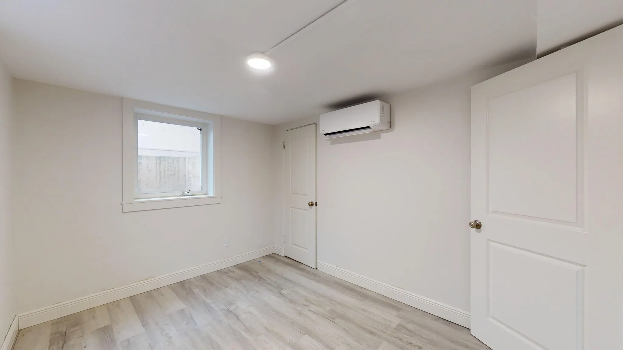 3 bed, 1 bath apartment for rent at 82 Madison Ave Unit 1, Newtonville — photo 8 of 27