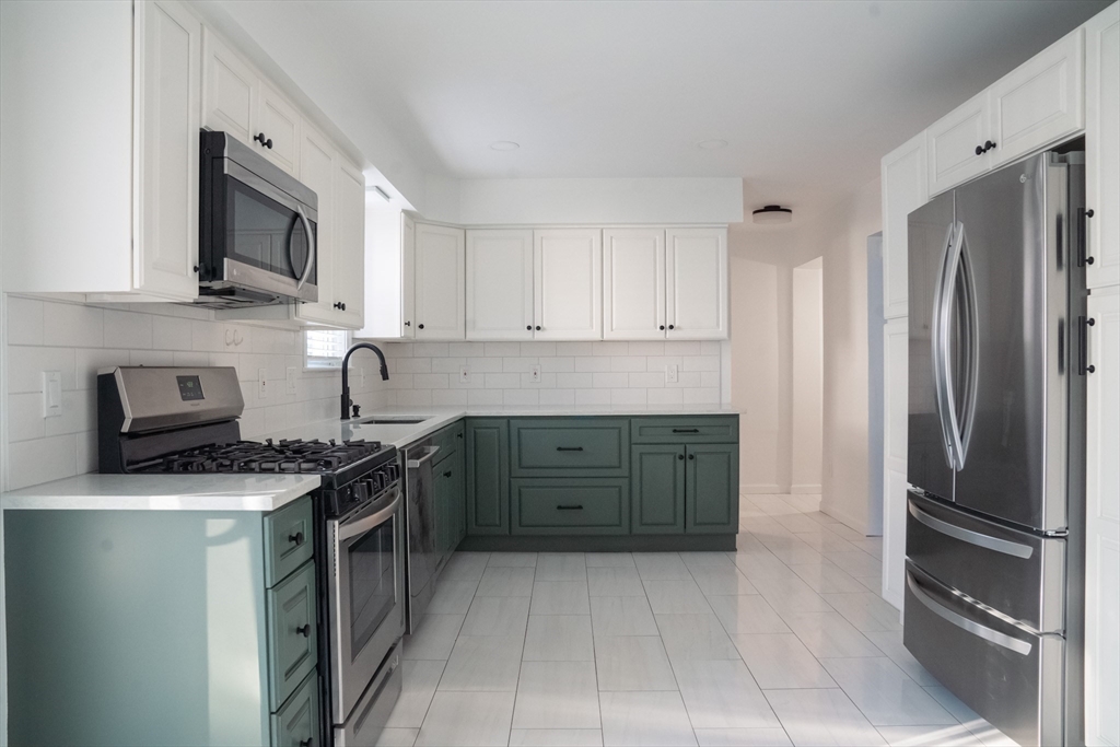 4 bed, 1 bath apartment for rent at 82 Mclellan St Unit 82, Dorchester