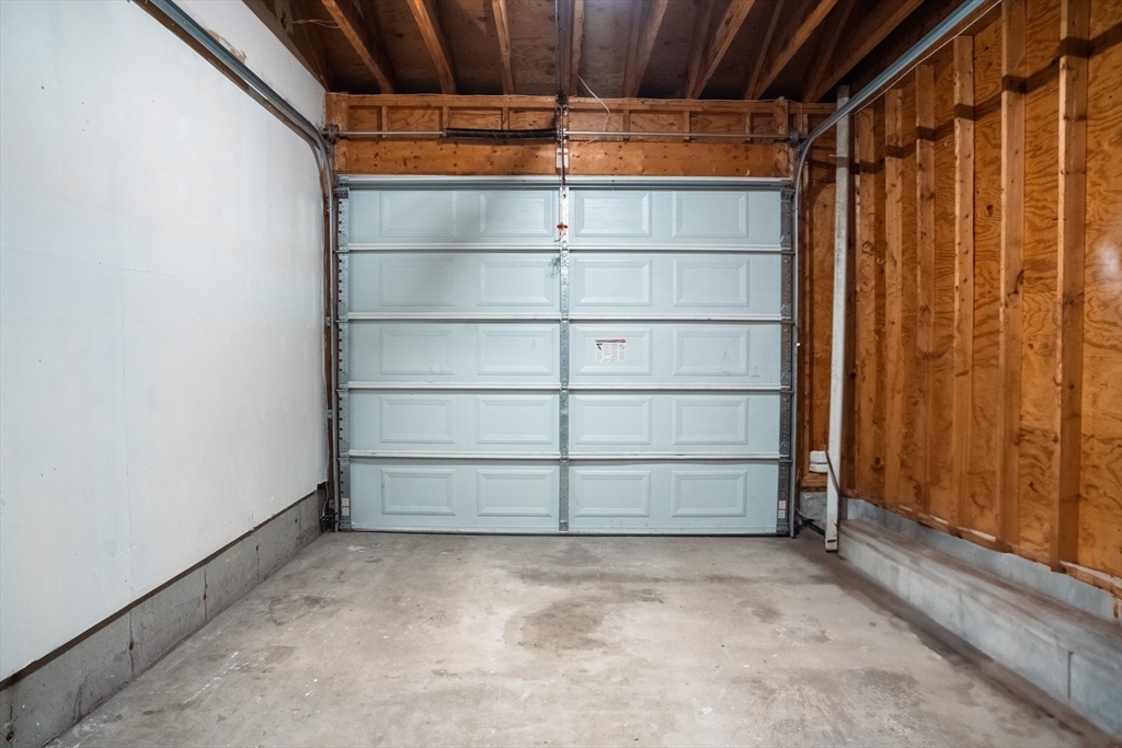 4 bed, 1 bath apartment for rent at 82 Mclellan St Unit 82, Dorchester — photo 7 of 14