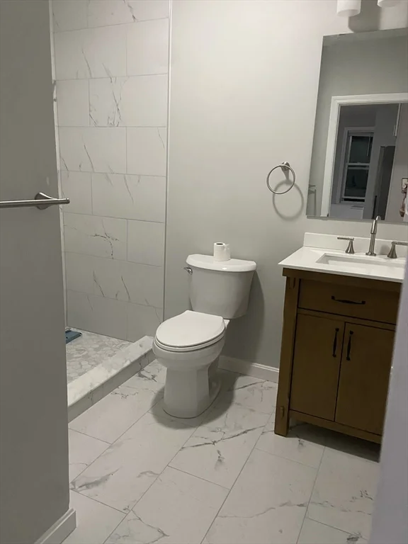 2 bed, 1 bath apartment for rent at 82 Montaup St Unit 2, Fall River — photo 8 of 9
