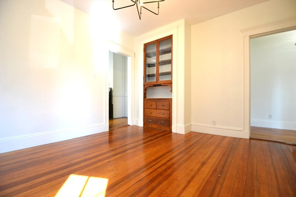 3 bed, 1 bath apartment for rent at 82 Montebello Rd Unit 1, Jamaica Plain — photo 7 of 25