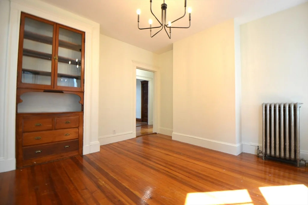 3 bed, 1 bath apartment for rent at 82 Montebello Rd Unit 1, Jamaica Plain — photo 6 of 25