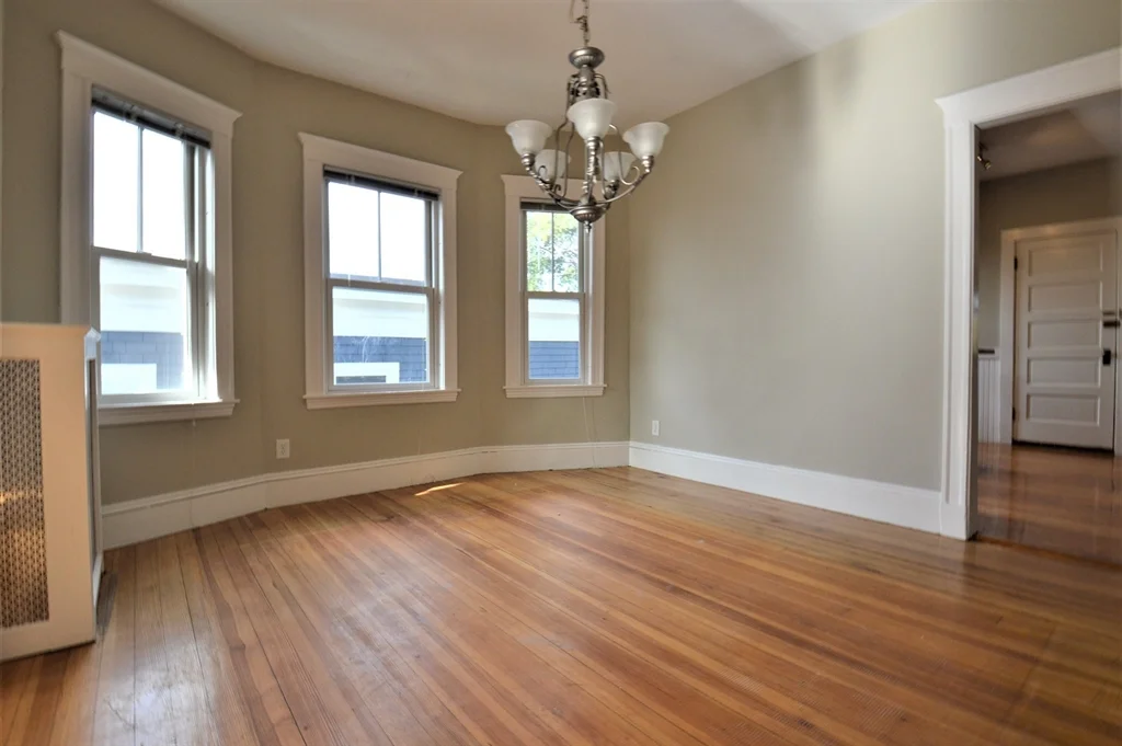 3 bed, 1 bath apartment for rent at 82 Montebello Rd Unit 3, Jamaica Plain — photo 6 of 23