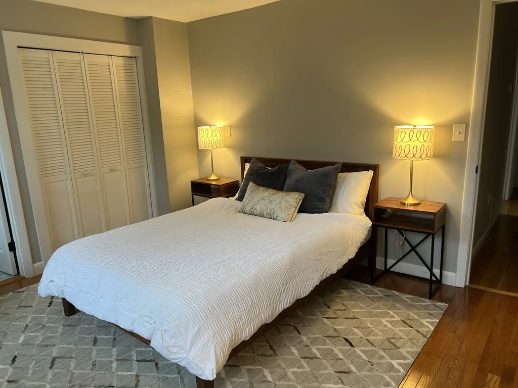 2 bed, 1 bath apartment for rent at 82 Myrtle Unit 5, Beacon Hill — photo 5 of 10
