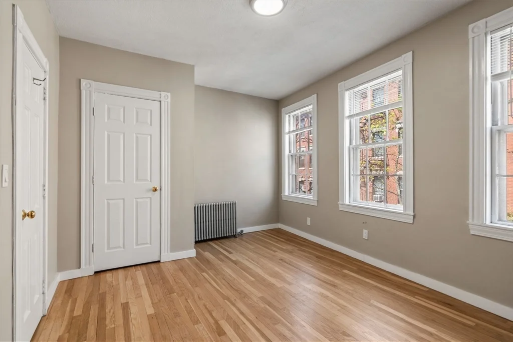 1 bed, 1 bath apartment for rent at 82 Phillips St Unit 1, Beacon Hill — photo 13 of 17