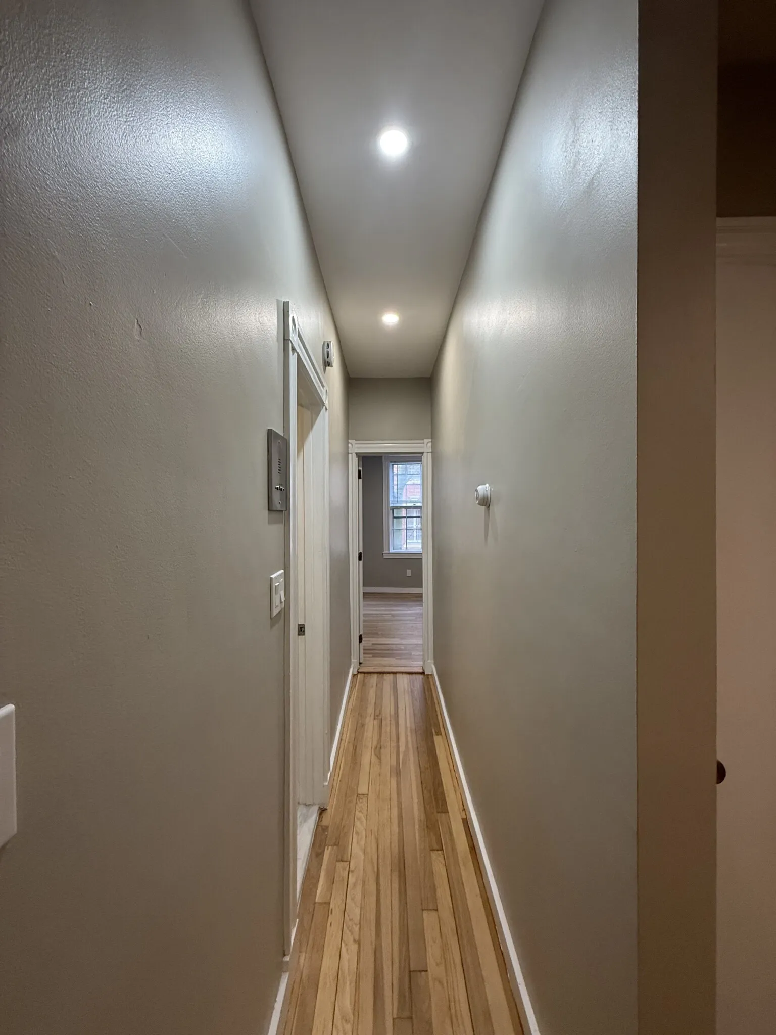 1 bed, 1 bath apartment for rent at 82 Phillips St Unit 2, Beacon Hill — photo 5 of 9