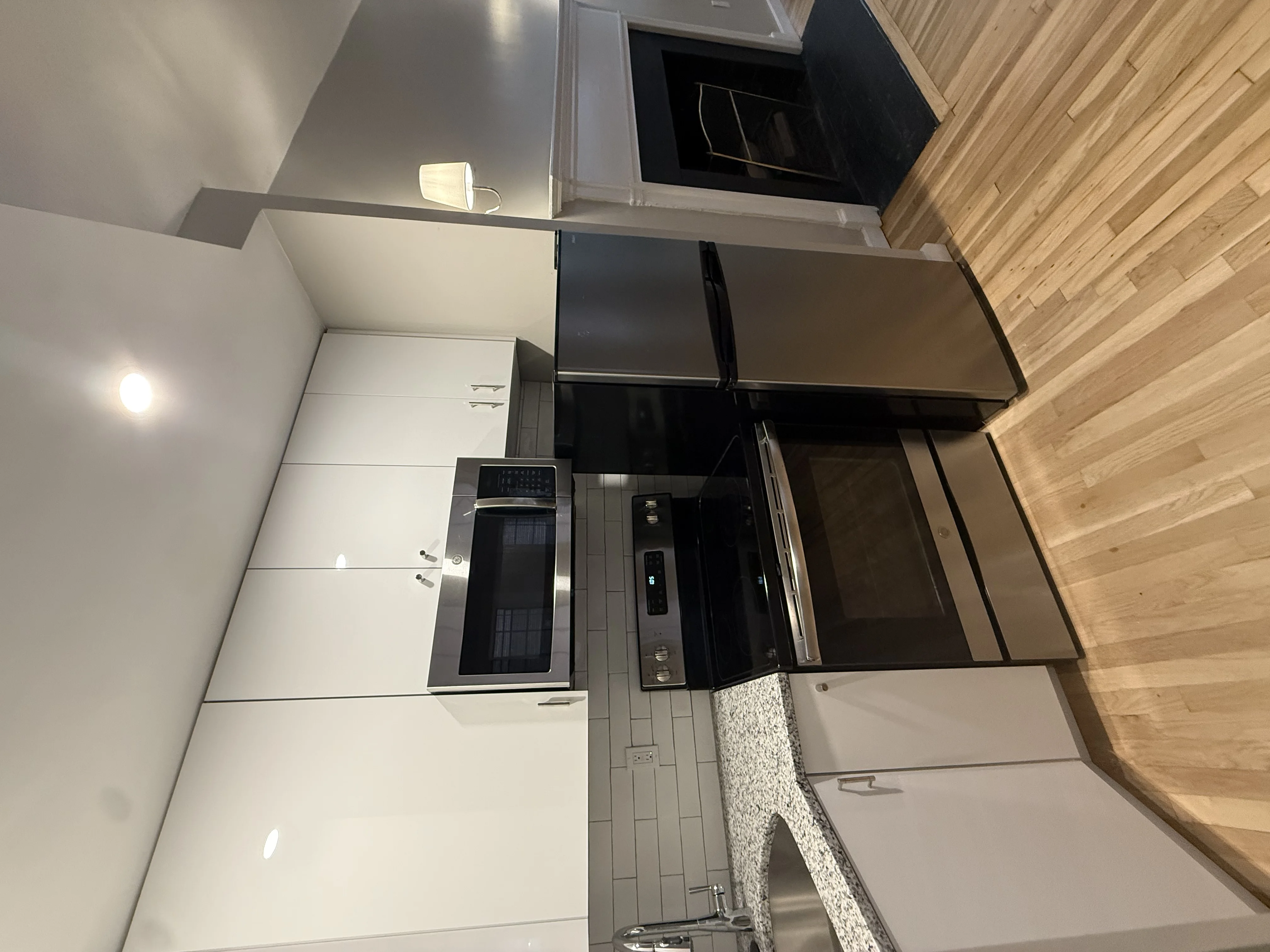 1 bed, 1 bath apartment for rent at 82 Phillips St Unit 2a, Beacon Hill — photo 9 of 11