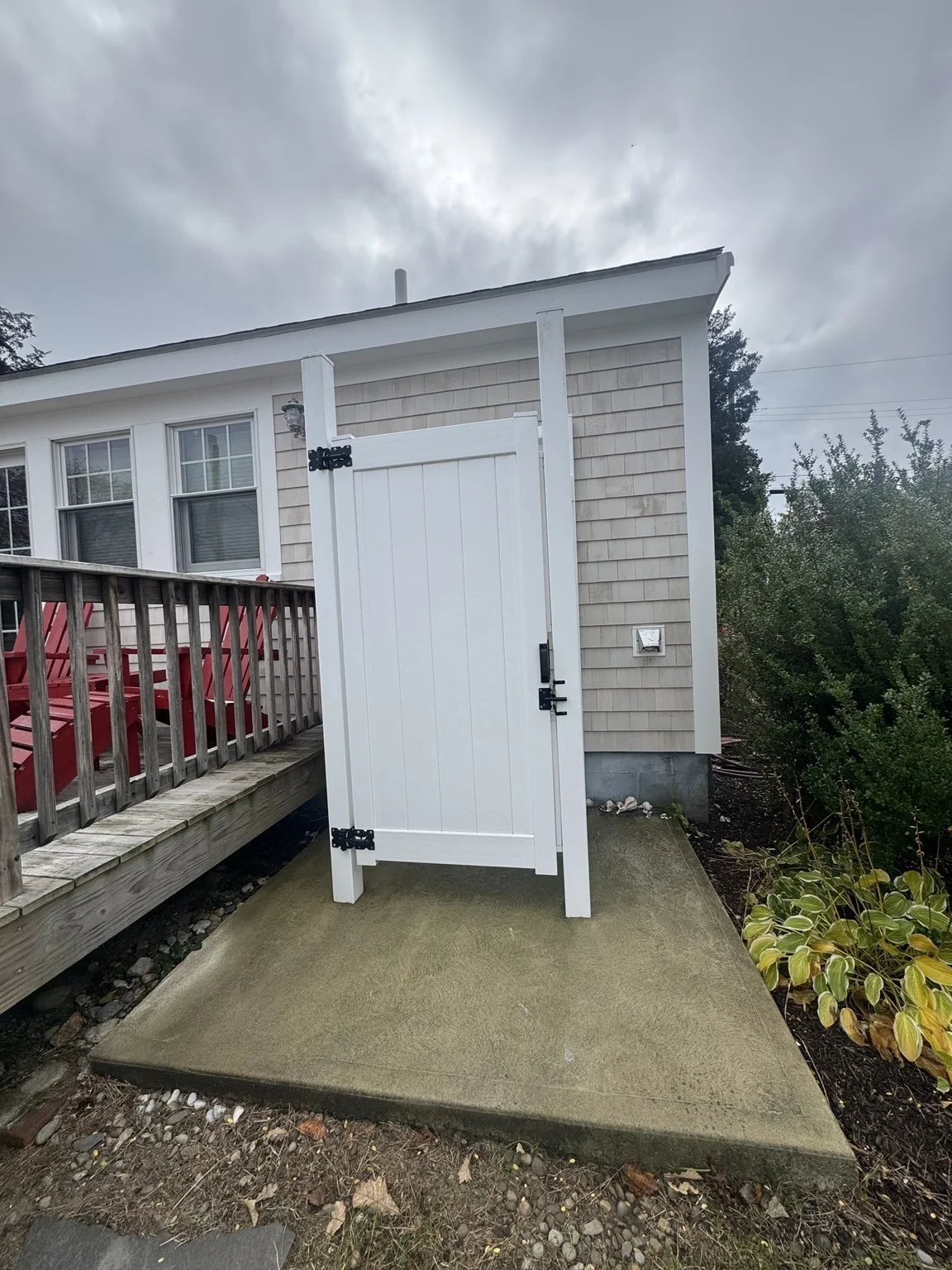 3 bed, 1 bath apartment for rent at 82 Raymond St, Sconticut Neck — photo 5 of 39