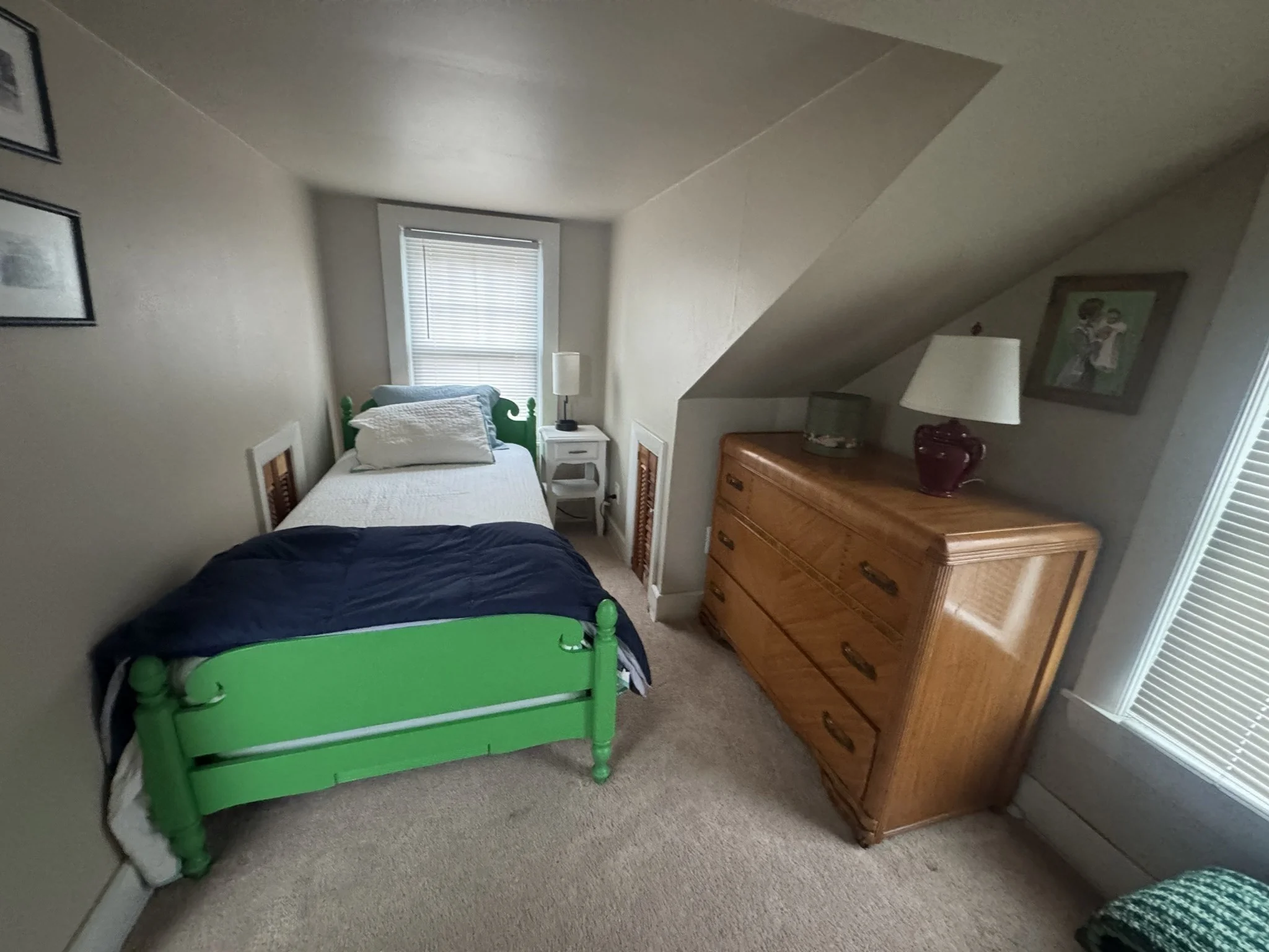 3 bed, 1 bath apartment for rent at 82 Raymond St, Sconticut Neck — photo 32 of 39