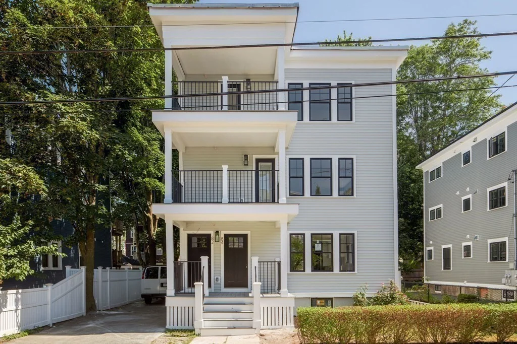 2 bed, 2 bath apartment for rent at 82 Rossmore Rd Unit 2, Jamaica Plain — photo 20 of 20