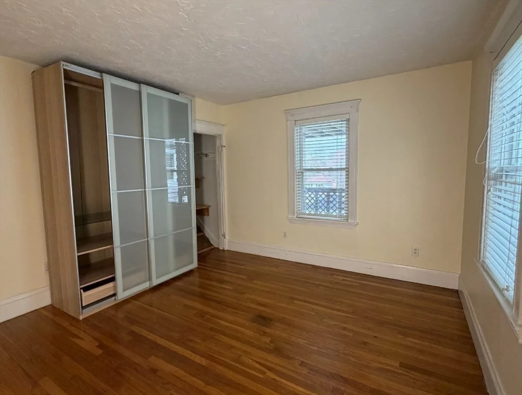 2 bed, 1 bath apartment for rent at 82 Russell Unit 82, Atlantic — photo 8 of 10