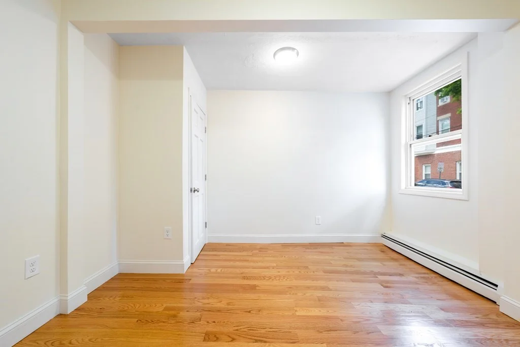 2 bed, 1 bath apartment for rent at 82 Sacramento St Unit 1, Spring Hill — photo 5 of 7