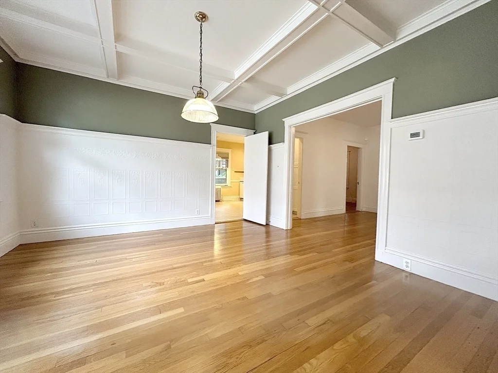 4 bed, 2 bath apartment for rent at 82 Stearns Rd Unit 2, Longwood — photo 3 of 21
