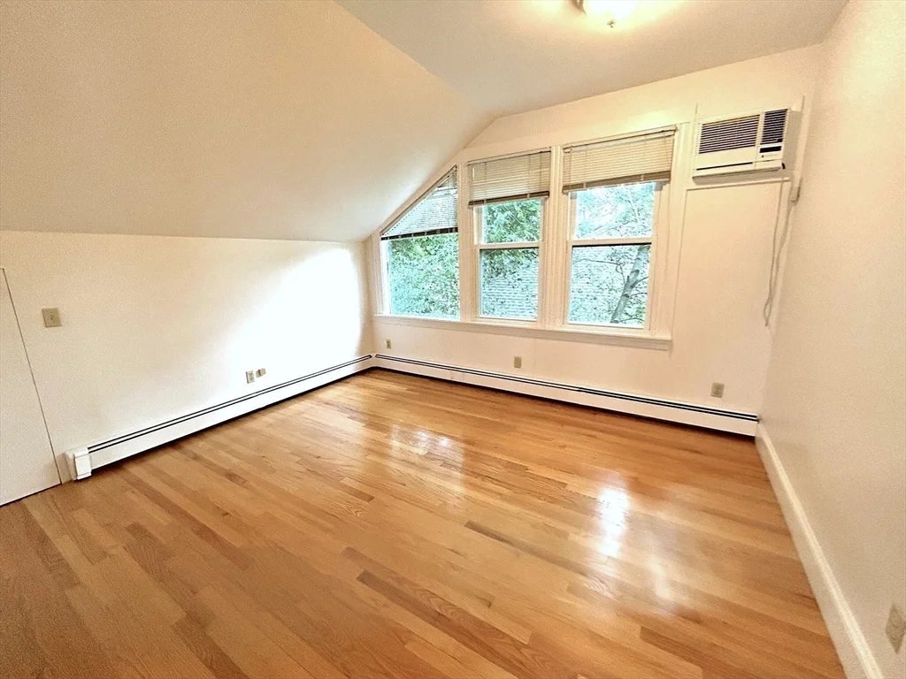 4 bed, 2 bath apartment for rent at 82 Stearns Rd Unit 2, Longwood — photo 17 of 21