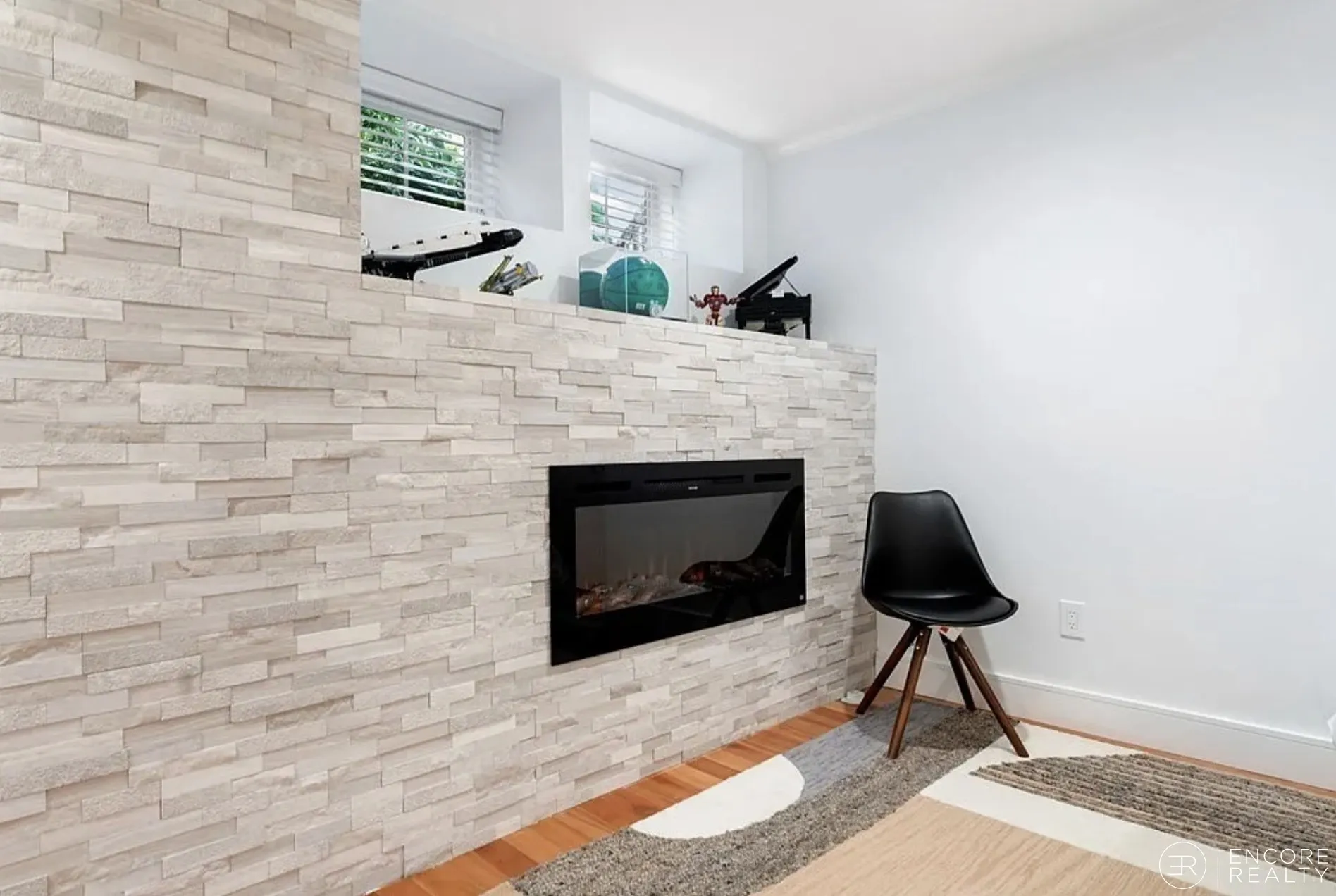 4 bed, 2.5 bath apartment for rent at 82 Summit Ave Unit 1, Corey Hill — photo 19 of 24