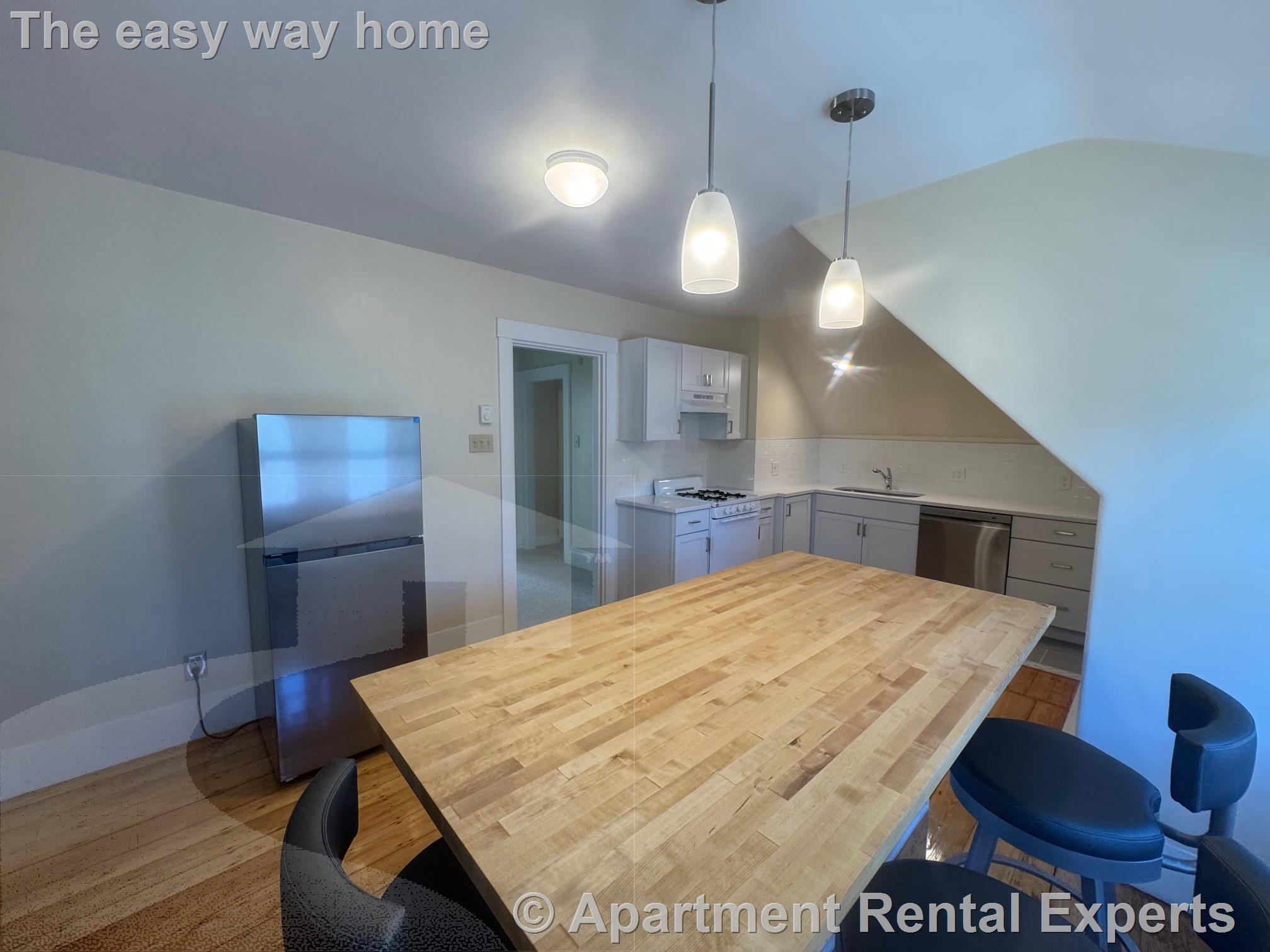 1 bed, 1 bath apartment for rent at 82 Thurston St Unit 4, Winter Hill — photo 3 of 11