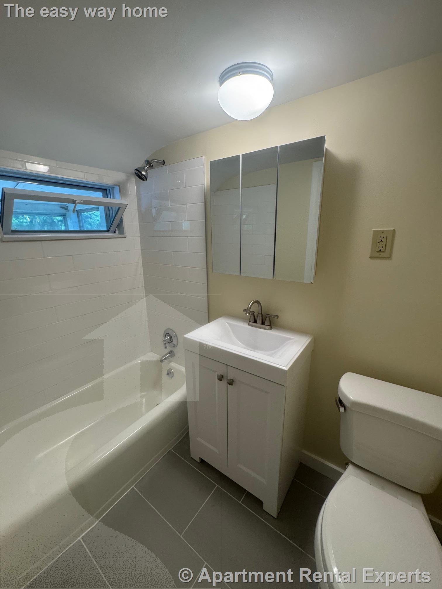 1 bed, 1 bath apartment for rent at 82 Thurston St Unit 4, Winter Hill — photo 10 of 11