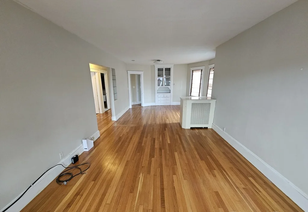 2 bed, 1 bath apartment for rent at 82 Walnut St Unit 3, High Street Hill — photo 8 of 9