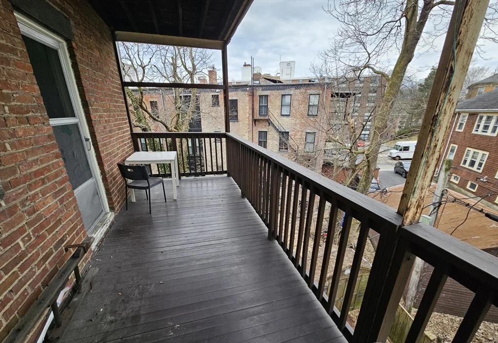 2 bed, 1 bath apartment for rent at 82 Walnut St Unit 3, High Street Hill — photo 9 of 9