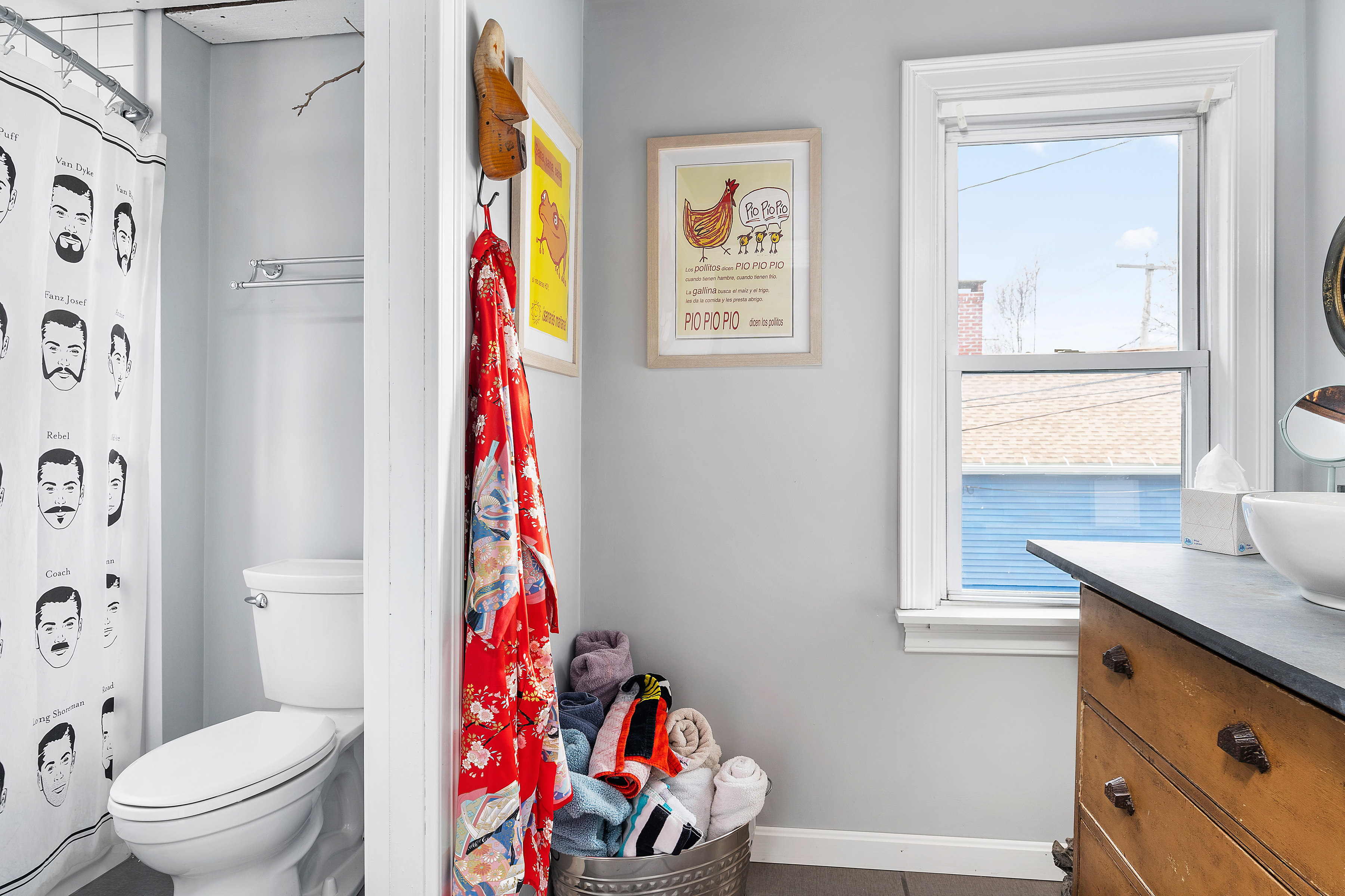 2 bed, 3 bath apartment for rent at 82 Willow St Unit House, West End — photo 13 of 15