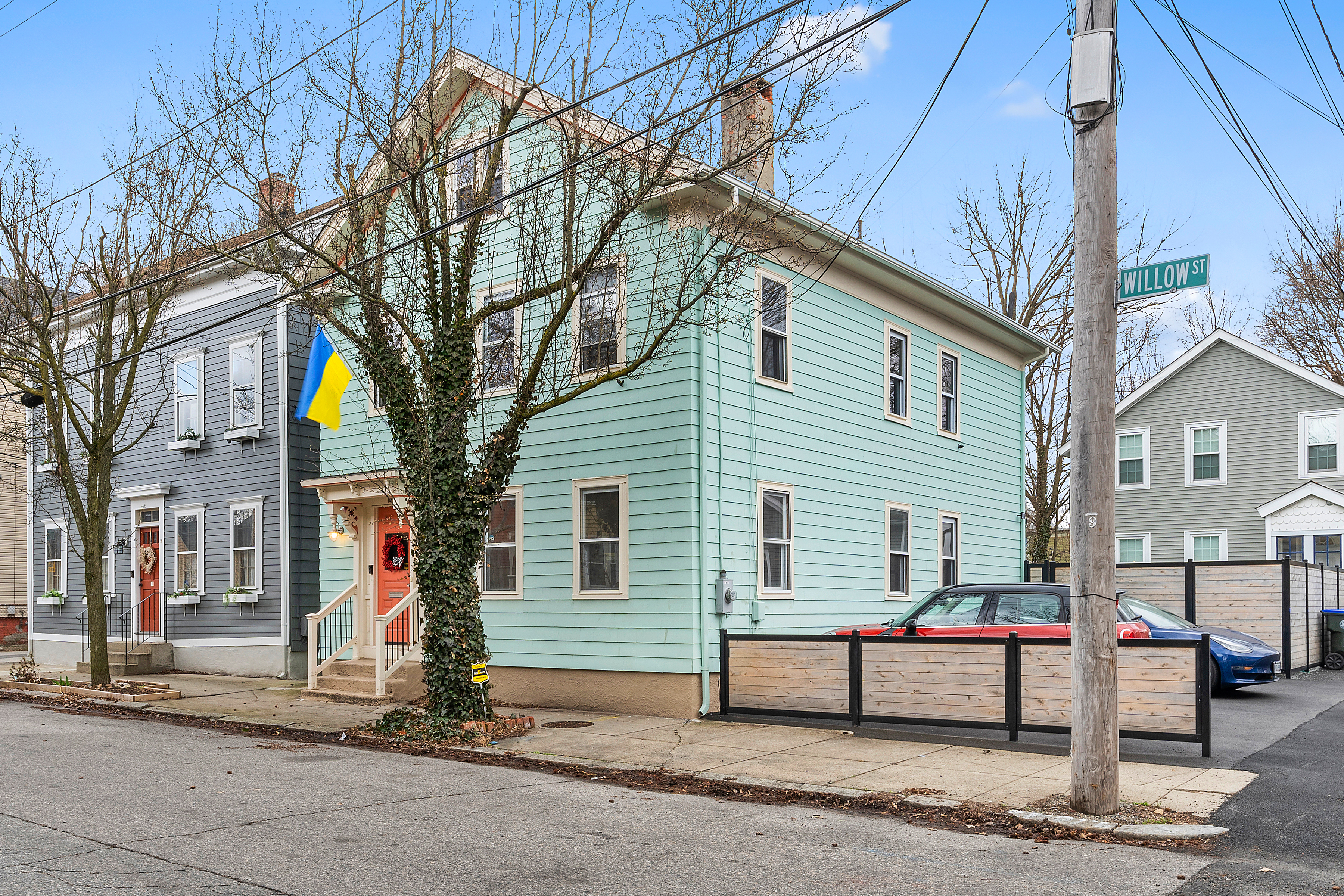 2 bed, 3 bath apartment for rent at 82 Willow St Unit House, West End — photo 15 of 15