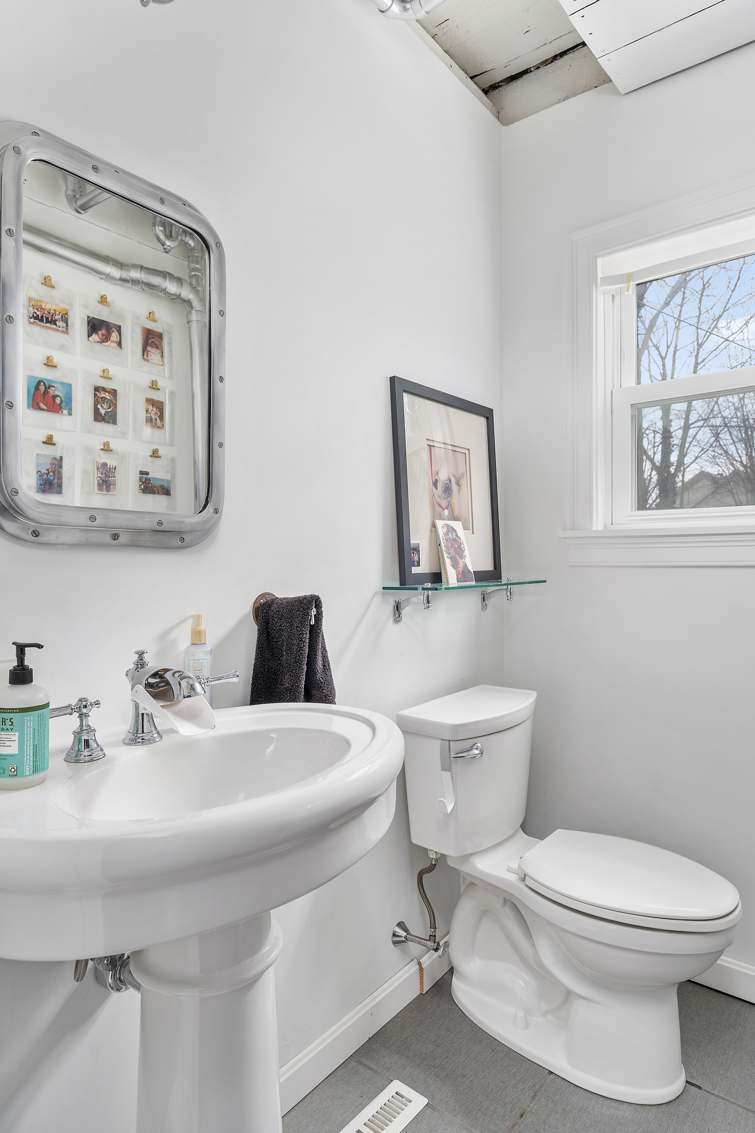 2 bed, 3 bath apartment for rent at 82 Willow St Unit House, West End — photo 11 of 15