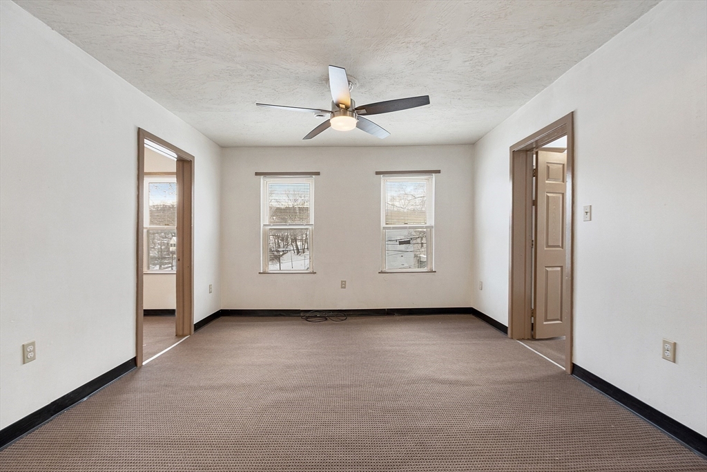 3 bed, 1 bath apartment for rent at 82 Woodland Unit 2, Fitchburg — photo 9 of 13