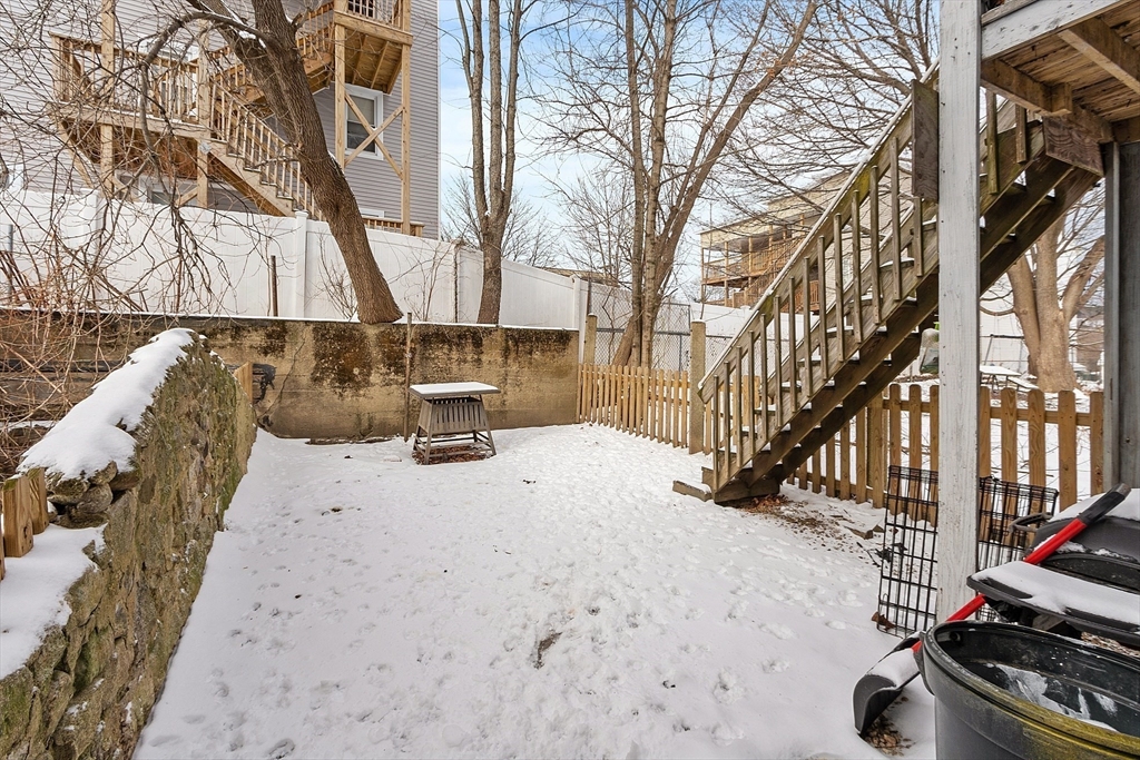 3 bed, 1 bath apartment for rent at 82 Woodland Unit 2, Fitchburg — photo 13 of 13