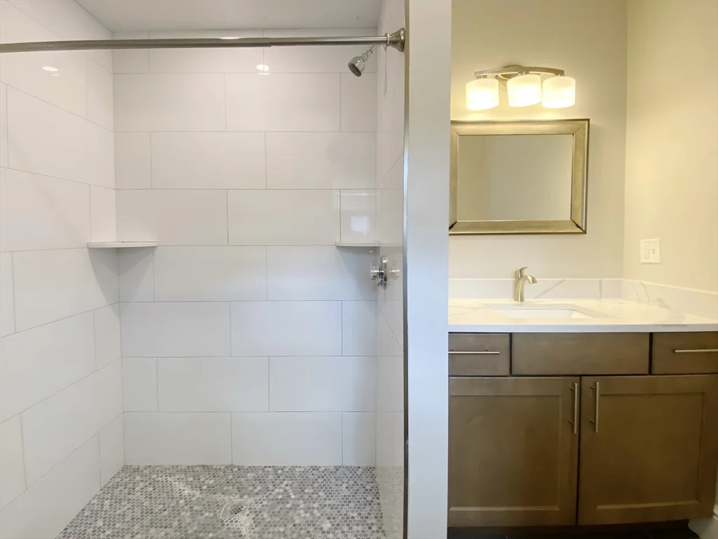 1 bed, 1 bath apartment for rent at 821 Winthrop Ave Unit 1, Revere — photo 7 of 13