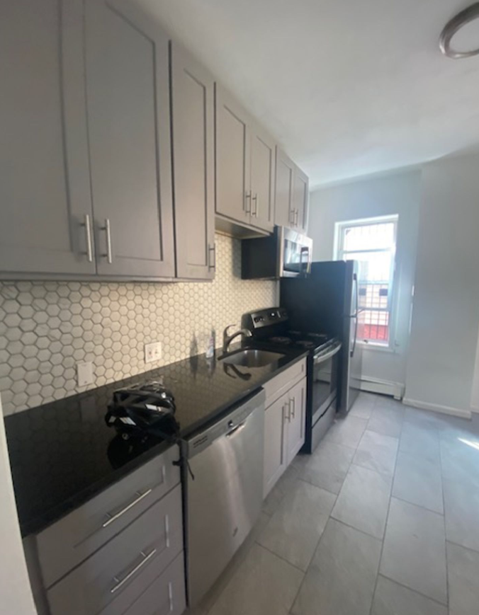 2 bed, 1 bath apartment for rent at 822 Huntington Ave Unit 2, Mission Hill