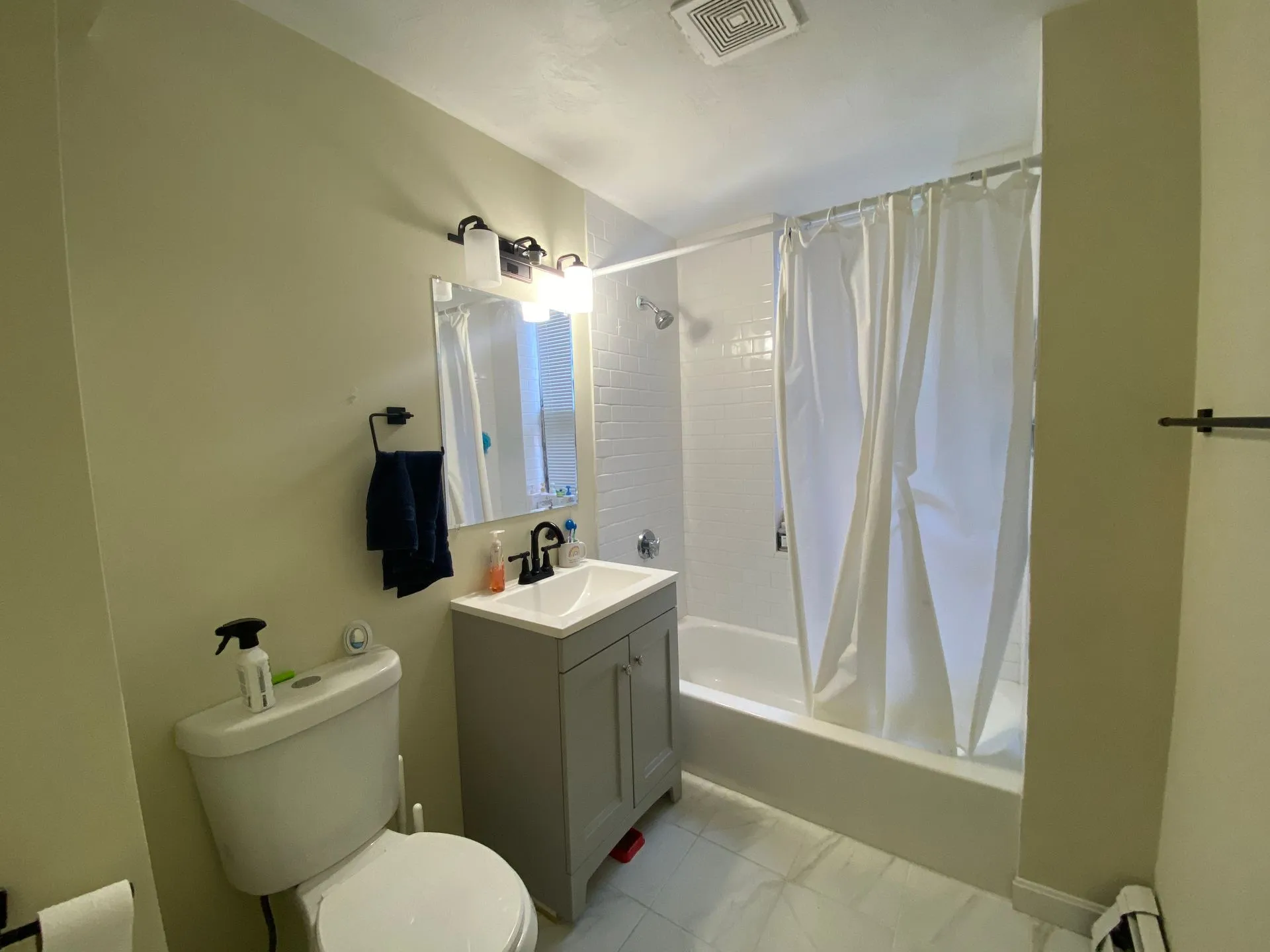 3 bed, 1 bath apartment for rent at 822 Huntington Ave Unit 3, Mission Hill — photo 7 of 7