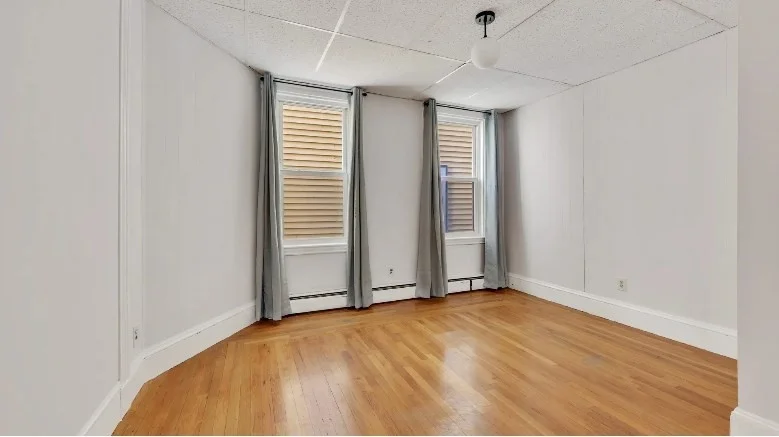 2 bed, 1 bath apartment for rent at 823 Dorchester Ave Unit 1, Dorchester — photo 8 of 15