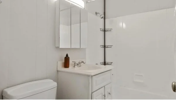 3 bed, 1 bath apartment for rent at 823 Dorchester Ave Unit 2, Dorchester — photo 15 of 16