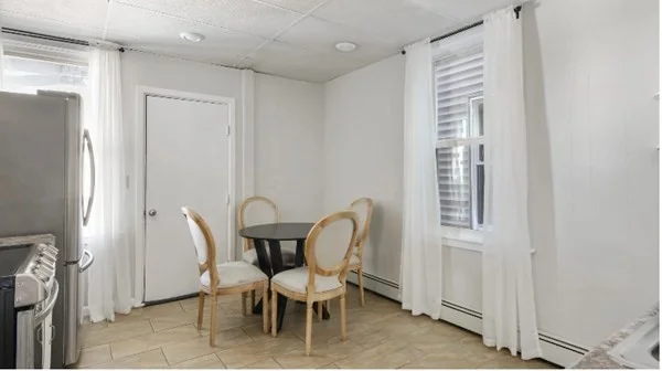 3 bed, 1 bath apartment for rent at 823 Dorchester Ave Unit 2, Dorchester — photo 3 of 16