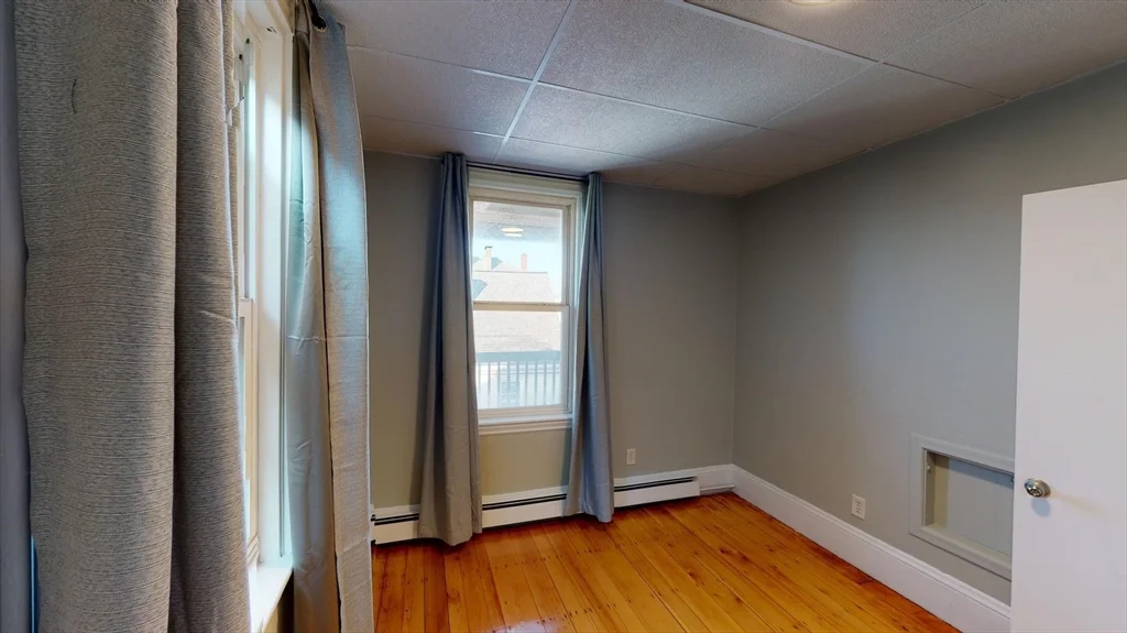 3 bed, 1 bath apartment for rent at 823 Dorchester Ave Unit 3, Dorchester — photo 9 of 26