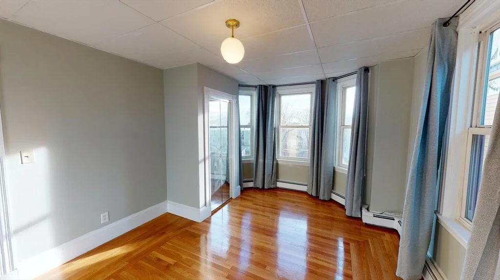 3 bed, 1 bath apartment for rent at 823 Dorchester Ave Unit 3, Dorchester — photo 17 of 26