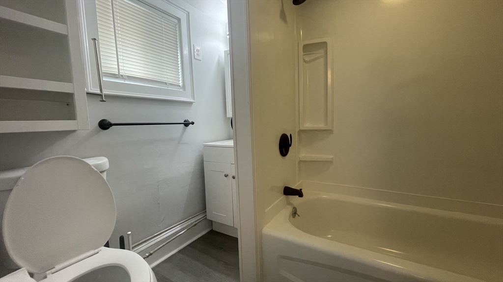 1 bed, 1 bath apartment for rent at 824 Dighton Ave Unit 3, Taunton — photo 10 of 11