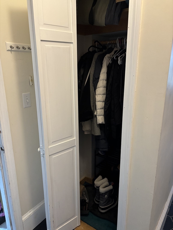 3 bed, 1 bath apartment for rent at 825 E 2nd Unit 3, South Boston — photo 9 of 9