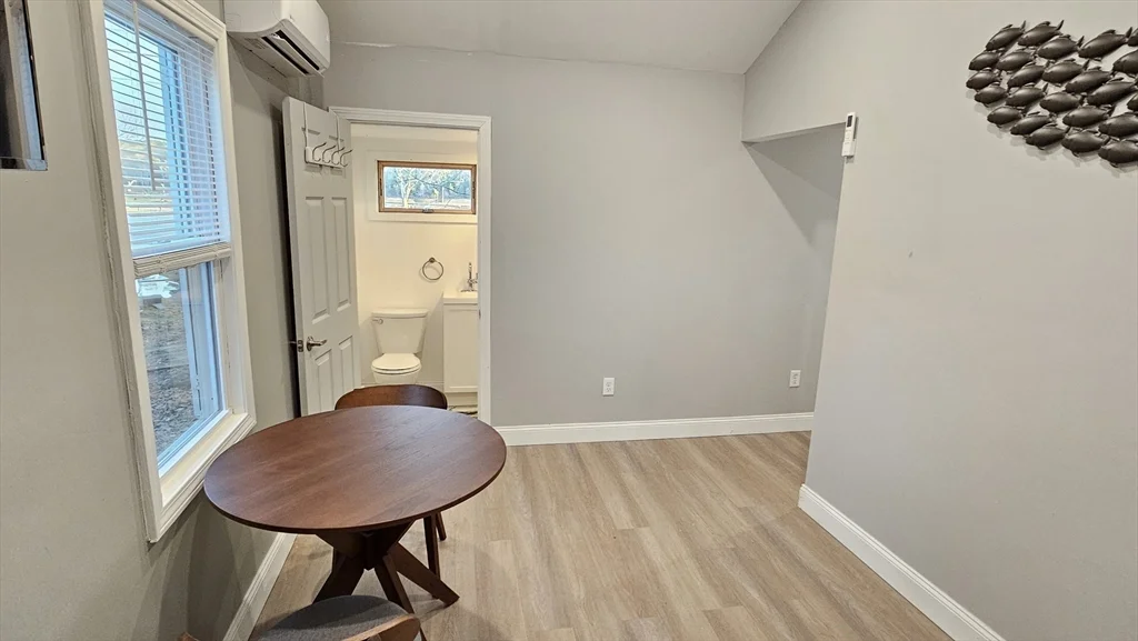 1 bed, 1 bath apartment for rent at 825 Scenic Hwy Unit 11, Bourne — photo 11 of 28