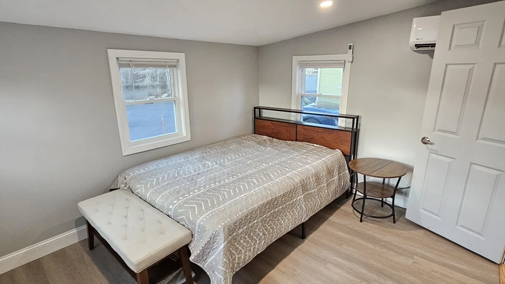 1 bed, 1 bath apartment for rent at 825 Scenic Hwy Unit 11, Bourne — photo 16 of 28